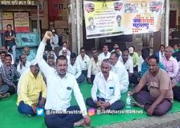 आर्थिक अडचणींनंतरही मालेगावात एसटी कर्मचारी संपावर ठाम