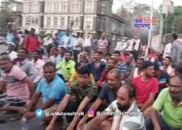 एसटी कर्मचाऱ्यांचे मुंबई पालिकेसमोर ठिय्या आंदोलन