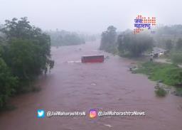 एसटी चालकाचे धाडस बेतले असते प्रवाशांच्या जीवावर