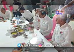 केसीआर यांच्या स्वागताला बोकडाचा बळी