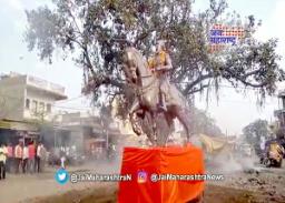 जालन्यात छत्रपती शिवाजी महाराजांच्या पुतळ्यावरून वाद