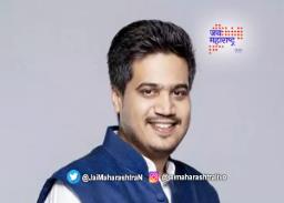 पवारांचा नातू क्रिकेटच्या मैदानात