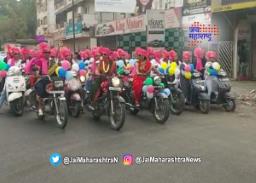 पारंपरिक वेशभूषेत बुलेटस्वार महिलांची रॅली