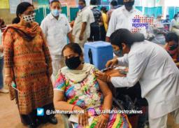 मुंबईत लसीकरणात ६४ टक्क्यांनी घट