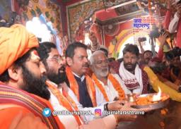 मुख्यमंत्री आणि उपमुख्यमंत्री प्रभू श्रीराम चरणी लीन