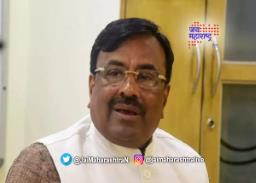 मुनगंटीवारांच्या स्वीय सहायकाला चोपलं