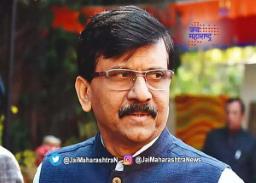 ‘आमचे सरकार पडणार नाही आणि मी झुकणारही नाही’ – संजय राऊत