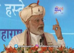 ‘संतांच्या शिकवणीवर देश पुढे चालला आहे’