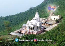 समेद शिखर बचावासाठी जैन समाज रस्त्यावर