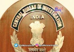 देशमुख घसरले, वाझे अडकले