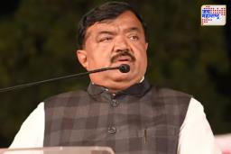 सुधाकर बडगुजर यांनी ठाकरे गटाला दिला आणखी एक मोठा धक्का