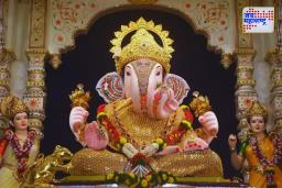 History Of Dagdusheth Ganpati : पुण्यातील प्रसिद्ध श्रीमंत दगडूशेठ हलवाई गणपतीचा हा रंजक इतिहास तुम्हाला माहित आहे का ?