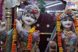 Lord Krishna Favourite Rashi : या 5 राशी आहेत भगवान कृष्णाला प्रिय; जन्माष्टमीला त्यांना मिळेल खूप आनंद