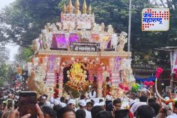 फक्त दगडूशेठ गणपतीसाठी… ; इतर मंडळांनी पोलिस आयुक्तांना सुनावलं