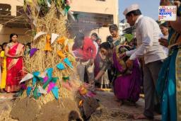 Holi 2025: होलिका दहनात भद्राची सावली, मध्यरात्री फक्त 1 तास 4 मिनिटांचा शुभ मुहूर्त