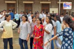 Maharashtra Board SSC Result 2025: कोणताही क्लास न लावता दहावीत मिळाले 100 टक्के गुण