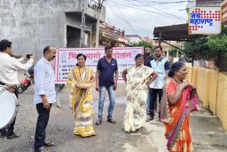 Chhtrapati Sambhajinagar: सिल्लोडच्या महिलांचा संताप; अस्वच्छतेविरोधात ‘भीक मागो आंदोलन’