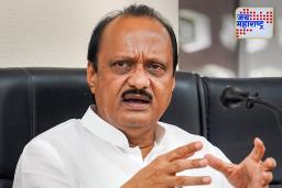 Ajit Pawar : अजित पवारांच्या भाषणाला सुरूवात झाली अन् व्यापसपीठावर…