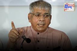 Prakash Ambedkar on Maratha Reservation: मराठा आरक्षणाच्या जीआरमधून सरकारने सगळ्यांना फसवलं, प्रकाश आंबेडकरांचा आरोप