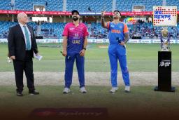 IND vs UAE T20 Asia Cup : भारतानं नाणेफेक जिंकून घेतला गोलंदाजीचा निर्णय; UAE चे 50 धावांच्या आत 2 गडी बाद
