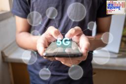 Restrictions on Smartphone Use : स्मार्टफोनचा वापर अति झालाय! या देशात बनवला जातोय ‘असा’ खास नियम