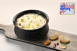 Homemade Shrikhand: सणासुदीच्या दिवशी घरच्या घरी बनवा स्वादिष्ट श्रीखंड; जाणून घ्या चक्का बनवण्याची सोपी पद्धत