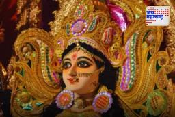 Shardiya Navratri 2025 : नवरात्रोत्सवात नऊ दिवस देवीला दाखवा ‘हे’ खास नैवेद्य