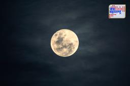 Kojagiri Purnima 2025 : कोजागिरी पौर्णिमेची ही रंजक कथा तुम्हाला माहित आहे का? जाणून घ्या