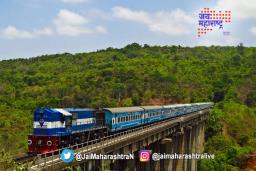 कोकण रेल्वे २७ तासांनंतर सुरू