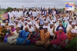 शक्तिपीठ महामार्गाविरोधात चक्काजाम आंदोलन; शेतकऱ्यांकडून शक्तिपीठ महामार्ग रद्द करण्याची मागणी