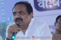 ‘वाझे सरकारचा प्रवक्ता’