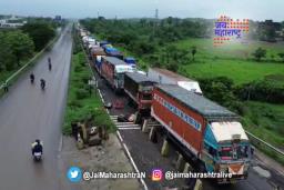 मुंबईवरून नाशिककडे जाणारी वाहतूक ठप्प