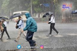 मुंबईत संततधार, जनजीवन विस्कळीत