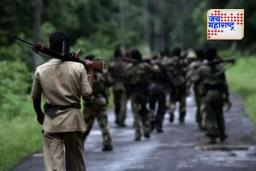 झारखंडमधील बोकारोच्या जंगलात चकमक: 8 नक्षलवादी ठार, मोठा शस्त्रसाठा हस्तगत