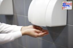 Hand Dryer Health Risk: हँड ड्रायर वापरता का? सार्वजनिक शौचालयातील धोका ऐकून थक्क व्हाल