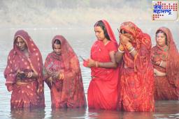 Pitru Paksha 2025: महिला श्राद्ध, तर्पण विधी करू शकतात का? शास्त्र काय सांगतं, जाणून घ्या..