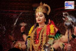 Shardiya Navratri 2025: नवरात्रोत्सवात काय करावे आणि काय टाळावे? घरात समृद्धी आणण्यासाठी जाणून घ्या खास नियम