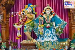 Janmashtami 2025 Upay : जन्माष्टमीला करा हे खास उपाय; संपत्ती वाढेल, मोठ्या अडचणीतून मुक्त व्हाल