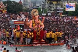 Lalbaugcha Raja : ‘लालबागचा राजा’च्या विसर्जनासाठी गुजरातचा खास तराफा सज्ज! काय आहे ‘या’ तराफ्याचे वैशिष्ट्य? जाणून घ्या