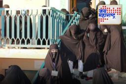 Girls Inside Madrasa bathroom : भयंकर! मदरशाच्या बाथरुममध्ये सापडल्या 40 मुली, तपासाअंती जे समोर आलं हे पाहून पोलिसही झाले अवाक्