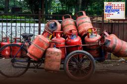 Free LPG cylinder: यंदा दिवाळीत ‘या’ महिलांना मिळणार मोफत एलपीजी सिलेंडर; काय आहे पात्रता अट? जाणून घ्या