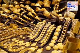 Gold Price Today: आठवड्याच्या अखेरीस सोनं महागलं; चांदीतही वाढ, ग्राहक चिंतेत
