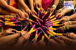 Navratri 2025: मुंबईकरांसाठी आनंदाची बातमी! नवरात्रोत्सवात शेवटच्या 3 दिवसांत गरब्यावर रात्री 12 वाजेपर्यंत धरता येणार ठेका