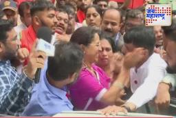 Maratha Reservation: आझाद मैदानावर मराठा आंदोलकांचा सुप्रिया सुळे यांच्या विरोधात संताप, कार अडवून घोषणाबाजी