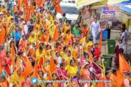 धुळ्यात महिलांच्या उपस्थितीमध्ये कावड यात्रेचे आयोजन