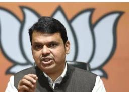 फडणवीसांनी लाठीमाराचे आदेश दिले नाही