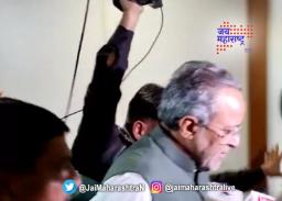 गुजरातमध्ये राहुल येण्याआधीच काँग्रेसला धक्के