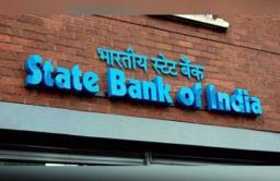 बँकेत नोकरी हवी? SBI मध्ये 8000 जागांची भरती, वाचा नोंदणी प्रक्रिया