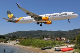 Thomas Cook होतेय बंद, 22 हजार कर्मचाऱ्यांच्या नोकऱ्या धोक्यात, पण…
