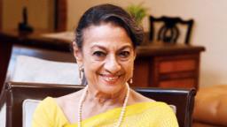 ज्येष्ठ अभिनेत्री तनुजा रुग्णालयात